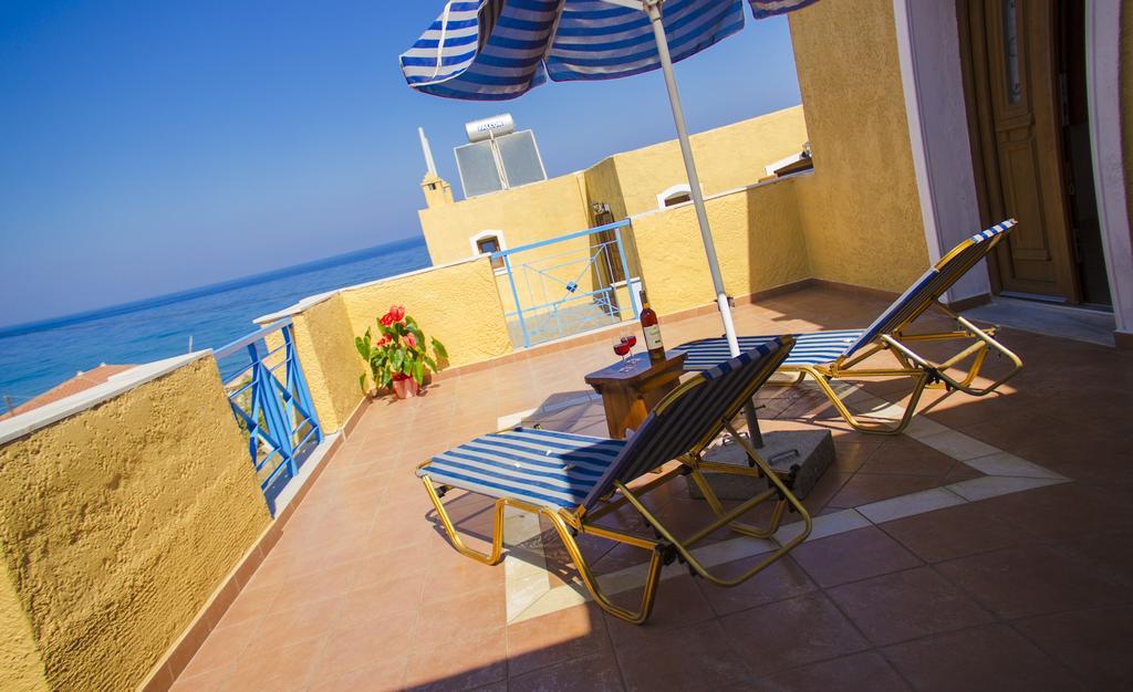 Hesperia Hotel Карловасі Екстер'єр фото